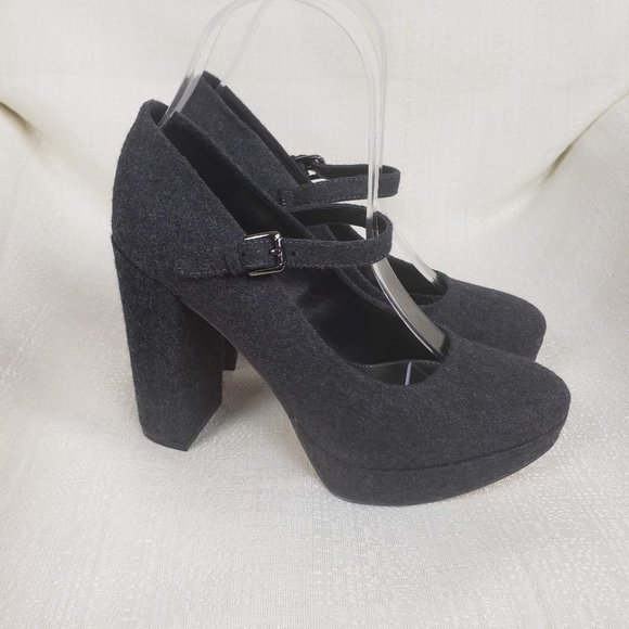 NWOB Xappeal Lyra Grey Heel - Picture 1 of 5